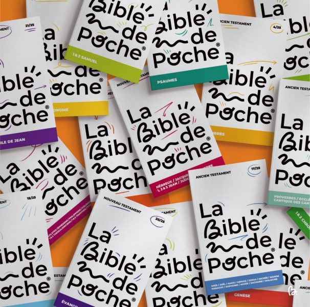La Bible de Poche, c’est LA collection colorée qui regroupe les 66 livres de la Bible en 25 volumes compacts, faciles à lire et à emporter partout ! La Bible de Poche, c'est LA collection colorée qui regroupe les 66 livres de la Bible en 25 volumes compacts, faciles à lire et à emporter partout !